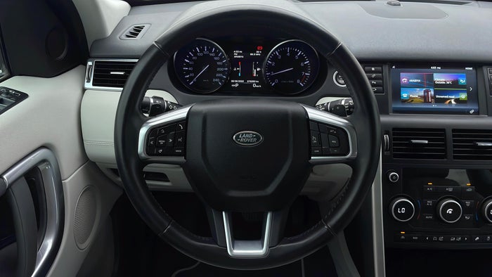 LAND ROVER DISCOVERY SPORT-Steering Wheel Close-up