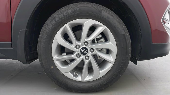 HYUNDAI TUCSON-Right Front Tyre