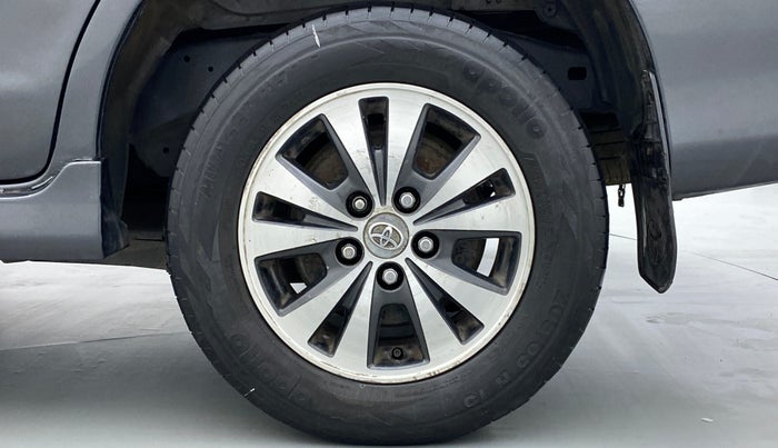 2015 Toyota Innova 2.5 VX 8 STR BS IV, Diesel, Manual, 1,54,935 km, Left Rear Wheel