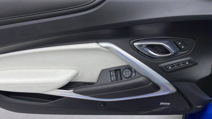 CHEVROLET CAMARO-Driver Side Door Panels Controls