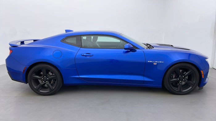 CHEVROLET CAMARO-Right Side View