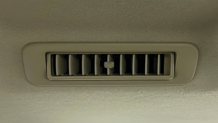 TOYOTA FORTUNER-Rear AC Vents