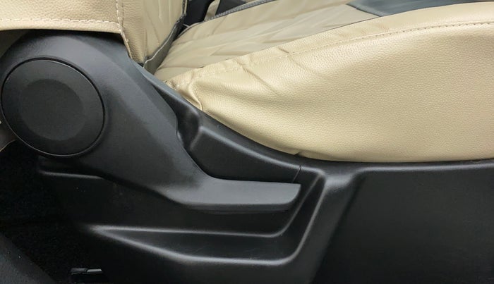 2020 Maruti New Wagon-R VXI 1.0, Petrol, Manual, 16,160 km, Driver Side Adjustment Panel