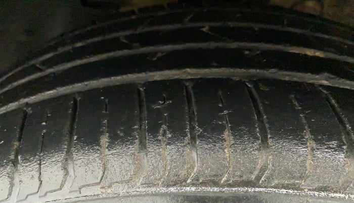 2021 Hyundai VENUE SX 1.0 TURBO, Petrol, Manual, 26,565 km, Left Front Tyre Tread