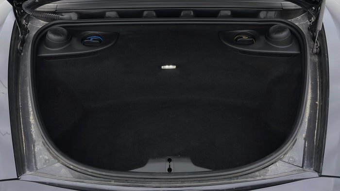 PORSCHE BOXSTER-Engine Bonet View