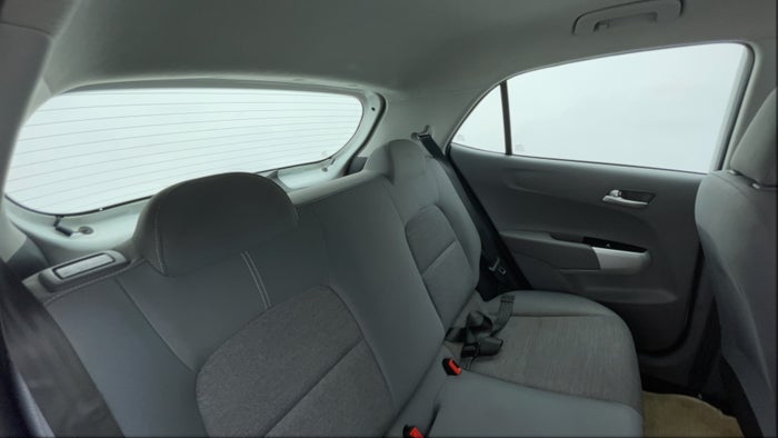 KIA PICANTO-Right Side Door Cabin View