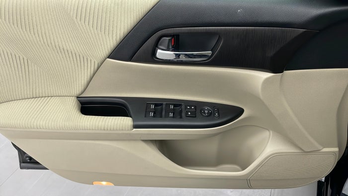 HONDA ACCORD-Driver Side Door Panels Controls