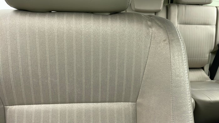 MITSUBISHI PAJERO-Seat RHS Front Stain