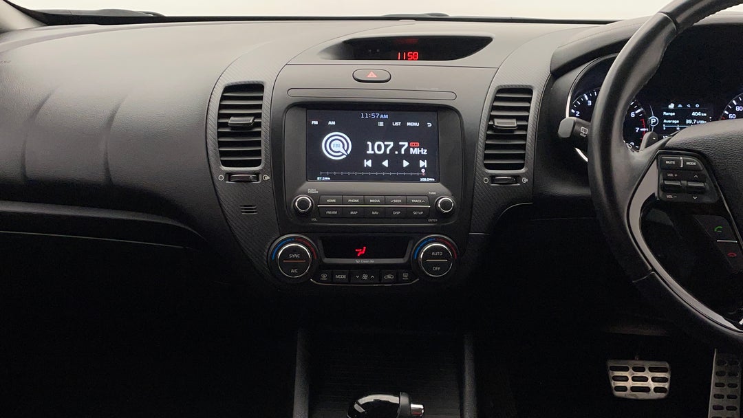 2017 Kia Cerato Sli, Automatic, 64685 km, Infotainment System