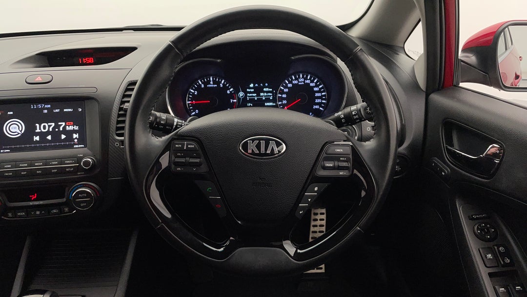2017 Kia Cerato Sli, Automatic, 64685 km, Steering Wheel Close-up