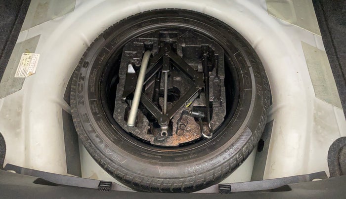 2014 Volkswagen Jetta COMFORTLINE TSI, Petrol, Manual, 66,860 km, Spare Tyre