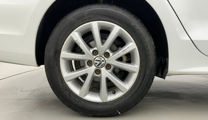 2014 Volkswagen Jetta COMFORTLINE TSI, Petrol, Manual, 66,860 km, Right Rear Wheel