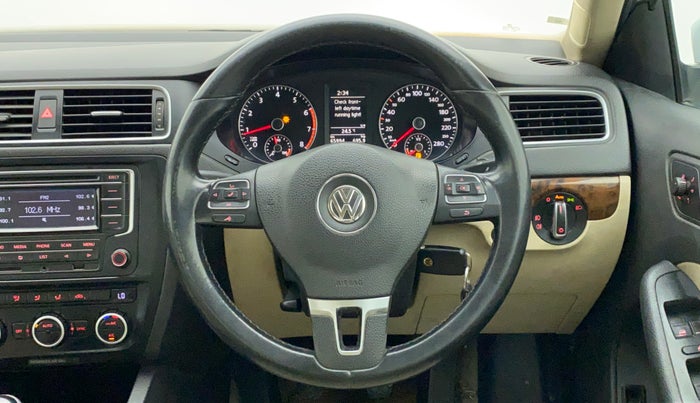 2014 Volkswagen Jetta COMFORTLINE TSI, Petrol, Manual, 66,860 km, Steering Wheel Close Up