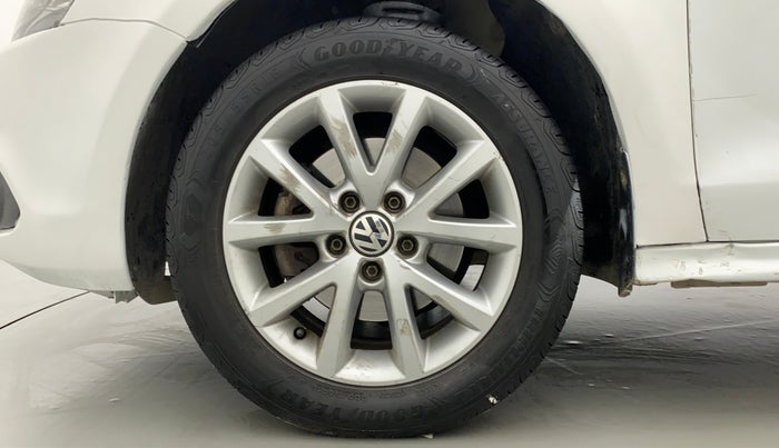 2014 Volkswagen Jetta COMFORTLINE TSI, Petrol, Manual, 66,860 km, Left Front Wheel
