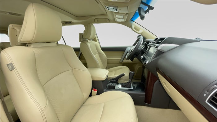 TOYOTA PRADO-Right Side Front Door Cabin View