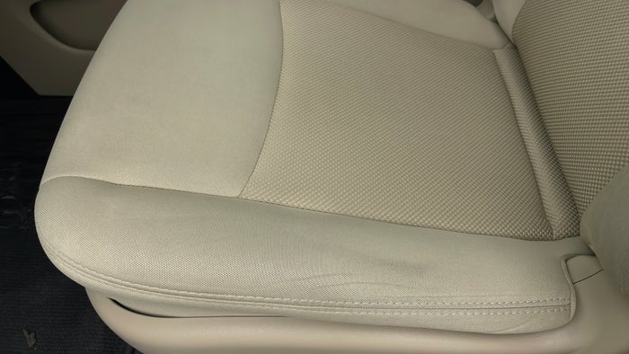 NISSAN PATHFINDER-Seat LHS Front Depressed/Pressure Mark
