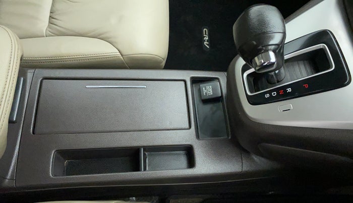 2016 Honda CRV 2.0 2WD AT, Petrol, Automatic, 42,964 km, Gear Lever