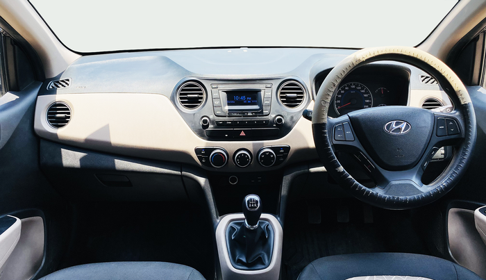 2016 Hyundai Grand i10 SPORTZ 1.2 KAPPA VTVT, Petrol, Manual, 37,711 km, Dashboard