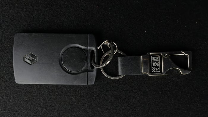 RENAULT CAPTUR-Key Close-up