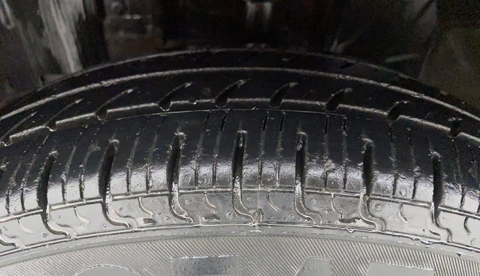 2018 Datsun Redi Go T (O), Petrol, Manual, 20,689 km, Left Front Tyre Tread