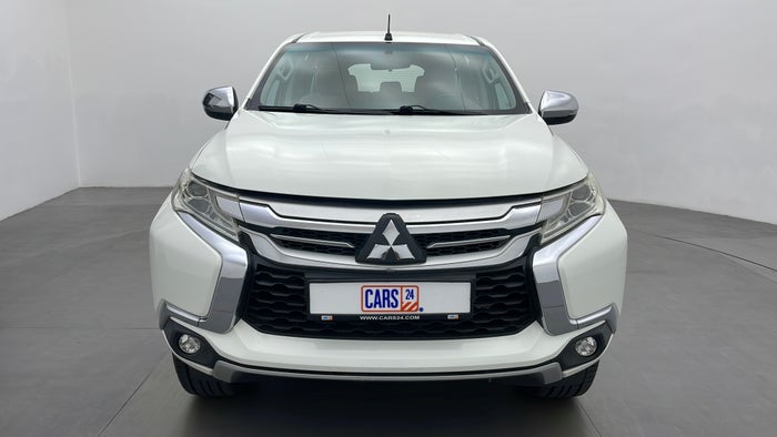 MITSUBISHI MONTERO SPORT-Front View