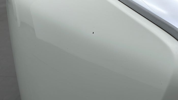 MITSUBISHI MONTERO SPORT-Bumper Front Scratch