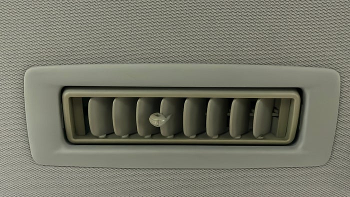 MITSUBISHI MONTERO SPORT-Rear AC Vents