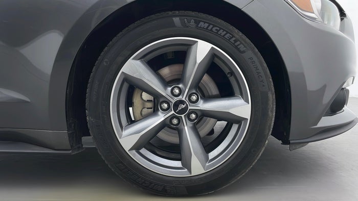 FORD MUSTANG-Right Front Tyre