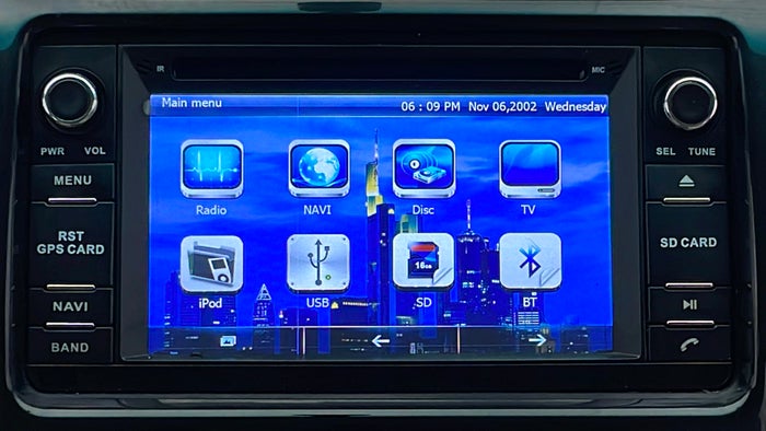 MITSUBISHI MONTERO SPORT-Infotainment System