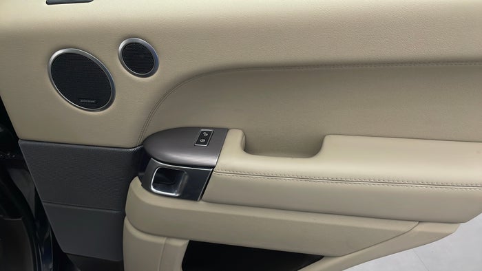 LAND ROVER RANGE ROVER SPORT-Door Interior RHS rear Scratch
