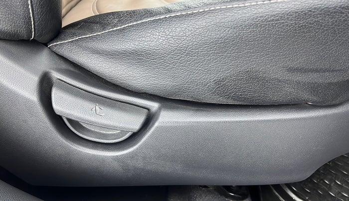 2018 Hyundai Xcent S 1.2, Petrol, Manual, 4,223 km, Driver Side Adjustment Panel