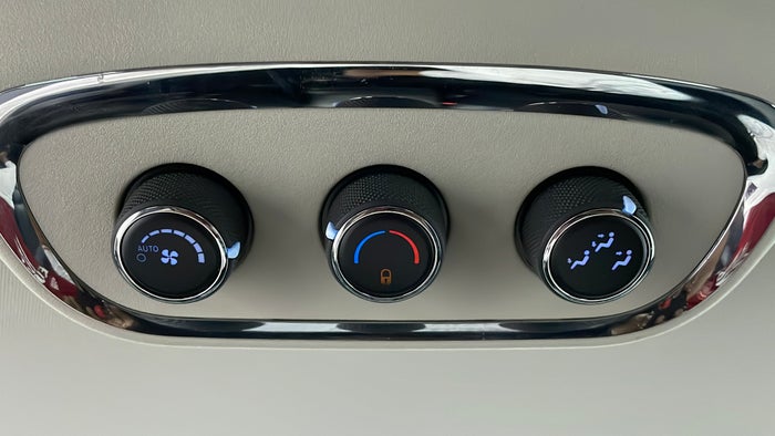 DODGE DURANGO-Rear AC Temperature Control