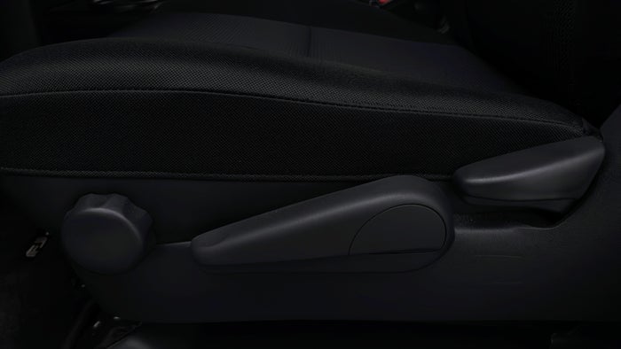 TOYOTA FJ CRUISER-Driver Side Adjustment Panel