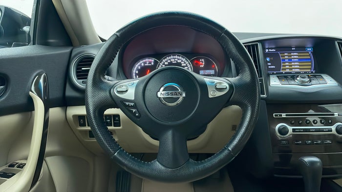 NISSAN MAXIMA-Steering Wheel Close-up