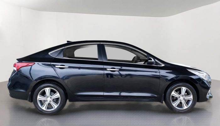 2018 Hyundai Verna 1.6 SX VTVT AT (O), Petrol, Automatic, Right Side View