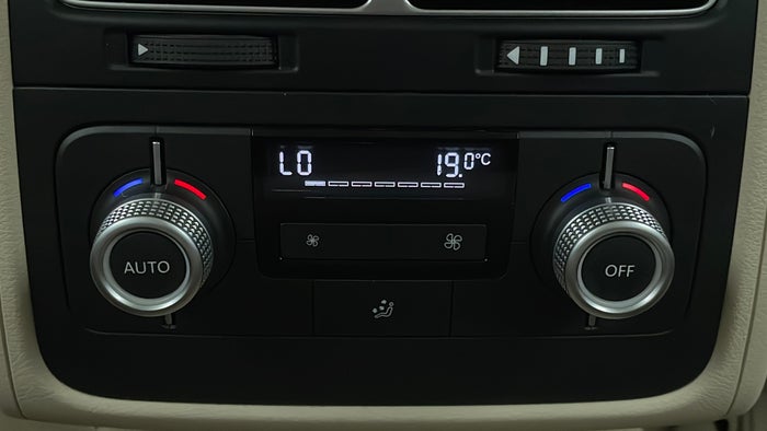 VOLKSWAGEN TOUAREG-Rear AC Temperature Control