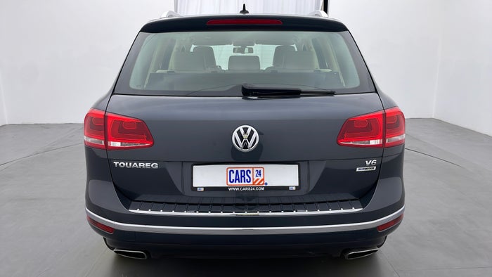 VOLKSWAGEN TOUAREG-Back/Rear View