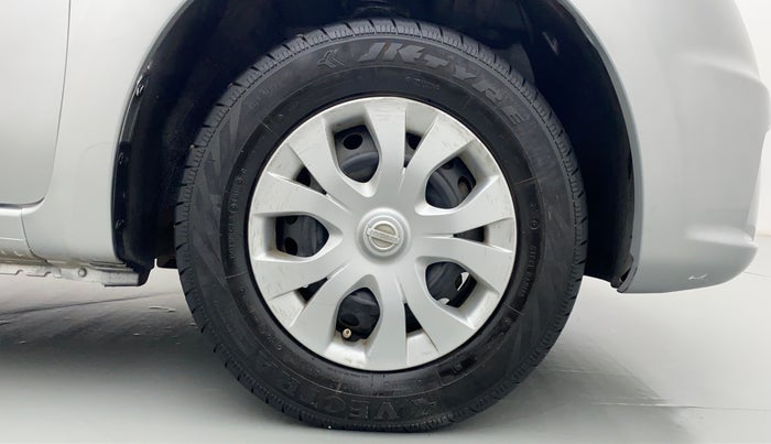 2016 Nissan Micra Active XV, Petrol, Manual, 22,478 km, Right Front Wheel