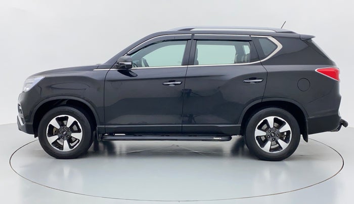 2019 Mahindra ALTURAS G4 4WD AT, Diesel, Automatic, 46,844 km, Left Side