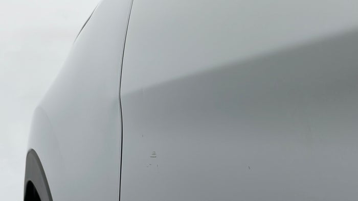 FORD EXPLORER-Door Exterior LHS Front Dent