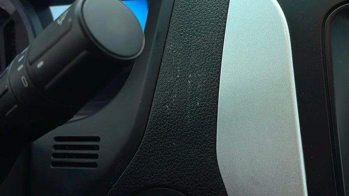 FORD EXPLORER-Centre Console Trim Stain