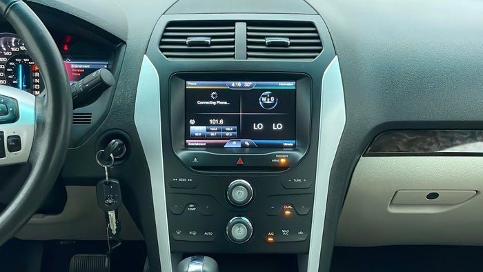 FORD EXPLORER-Center Console