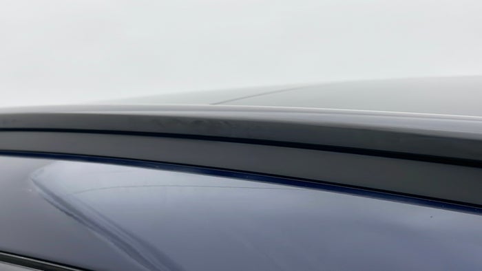 MERCEDES BENZ GLA 250-Roof Rail RHS Faded