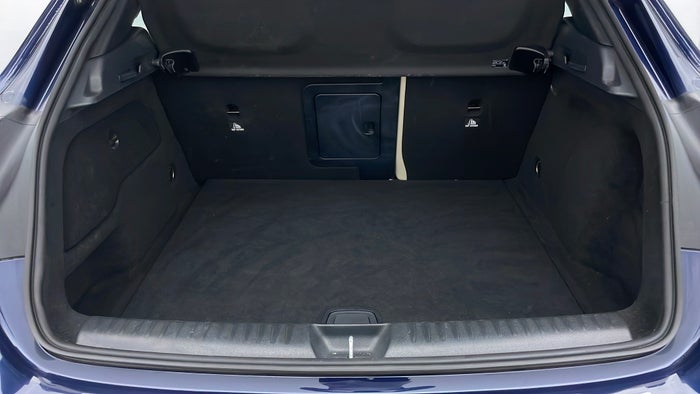 MERCEDES BENZ GLA 250-Boot Inside View