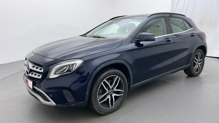 MERCEDES BENZ GLA 250-Left Front Diagonal (45- Degree) View