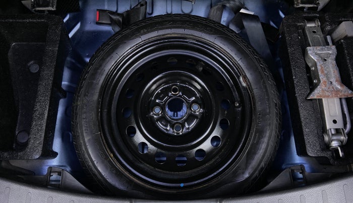 2011 Maruti Wagon R 1.0 VXI, Petrol, Manual, 46,083 km, Spare Tyre