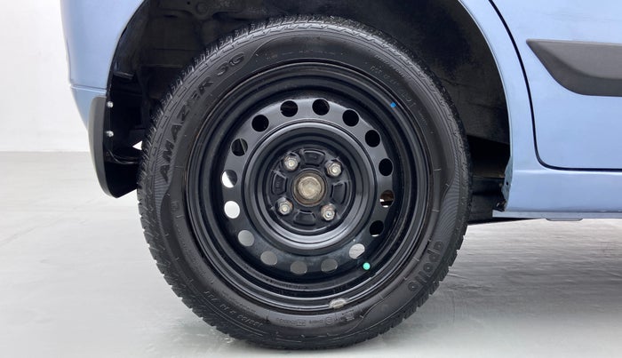 2011 Maruti Wagon R 1.0 VXI, Petrol, Manual, 46,083 km, Right Rear Wheel