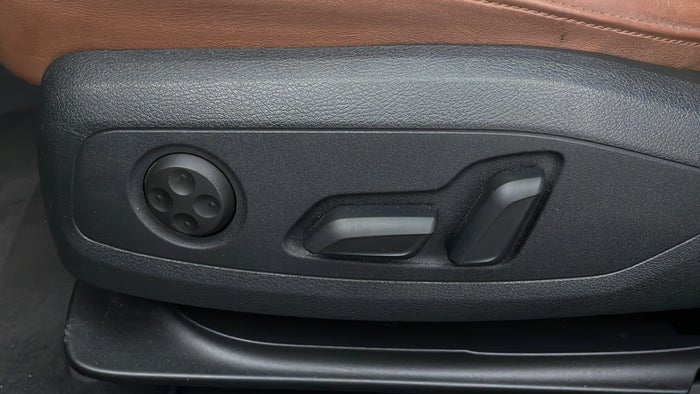 AUDI A5-Driver Side Adjustment Panel