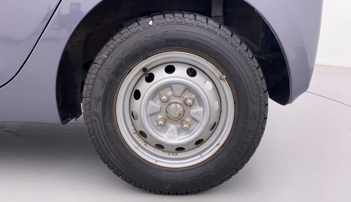 2015 Hyundai Eon ERA PLUS, Petrol, Manual, 13,777 km, Left Rear Wheel