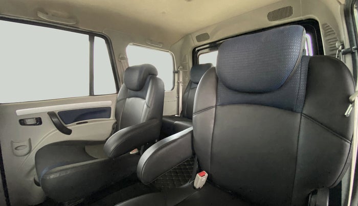 2020 Mahindra Scorpio S11, Diesel, Manual, 52,594 km, Right Side Rear Door Cabin